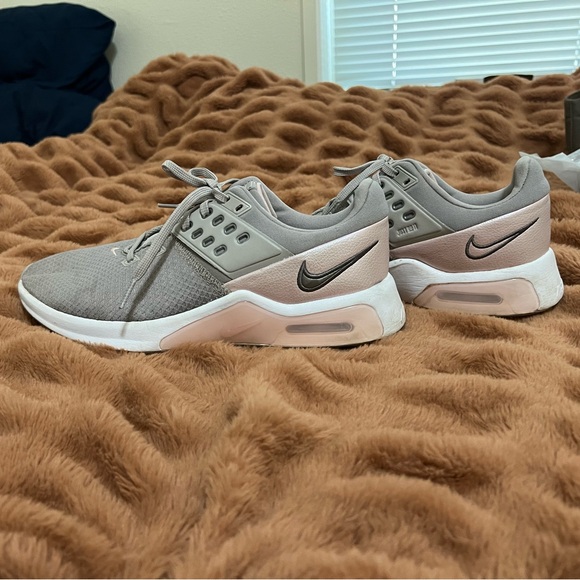 Nike Air Max Bella Training - Picture 3 of 5